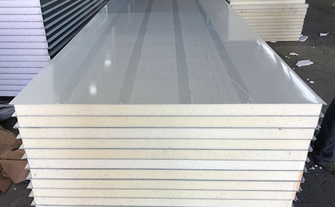 玻（bō）鎂彩鋼（gāng）夾芯板的防水性能怎麽樣？