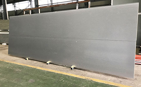 關於為什麽選擇購買彩鋼夾心板？