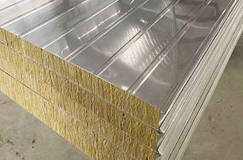 購買彩鋼（gāng）夾芯板做（zuò）好（hǎo）以下四點準備