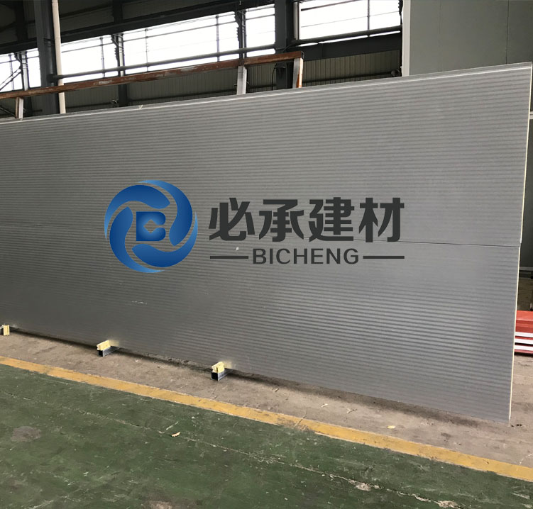 聚氨酯封邊岩棉夾芯板